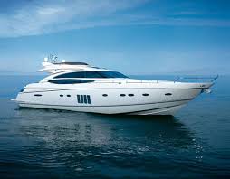 Обслуживание яхты сторонней компанией